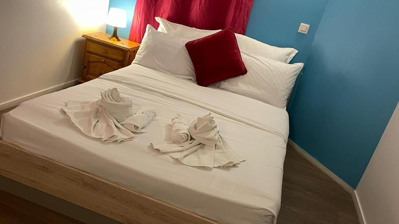 Hotel- Restaurant Le Saint Quentin Eksteriør bilde
